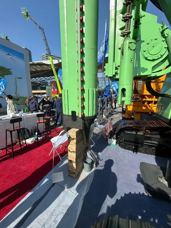 Βελτίωση των συνθηκών εδάφους με εξοπλισμό Vibroflot για να κατασκευάζονται δοχεία από ανθεκτικό χάλυβα άνθρακα σε περιβάλλον 0-50°C