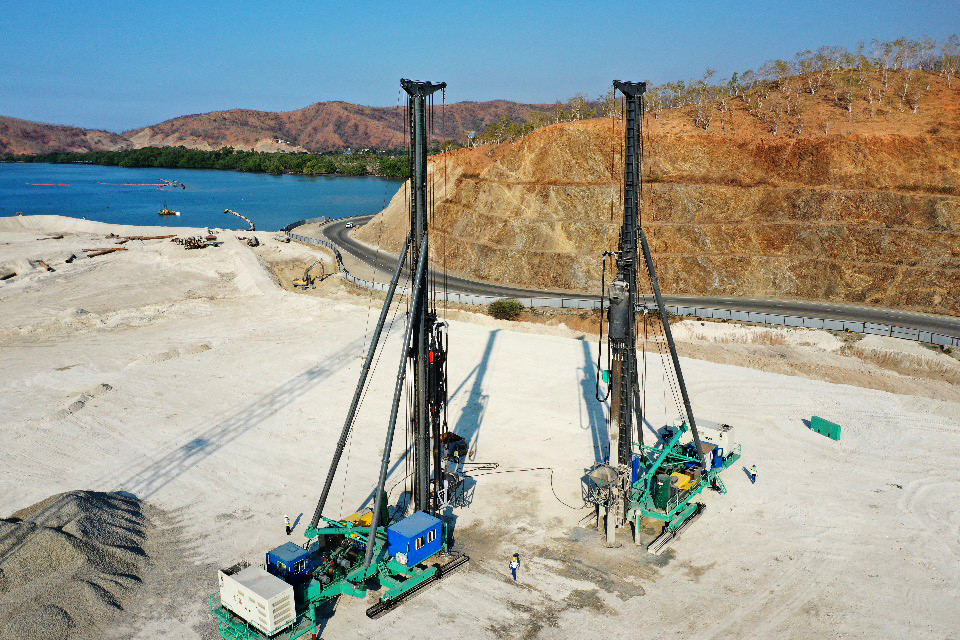 Vibro κατώτατων τροφών τύπος πλαισίων αντιολισθητικών αλυσίδων τεχνικής επίπλευσης για τη συμπίεση